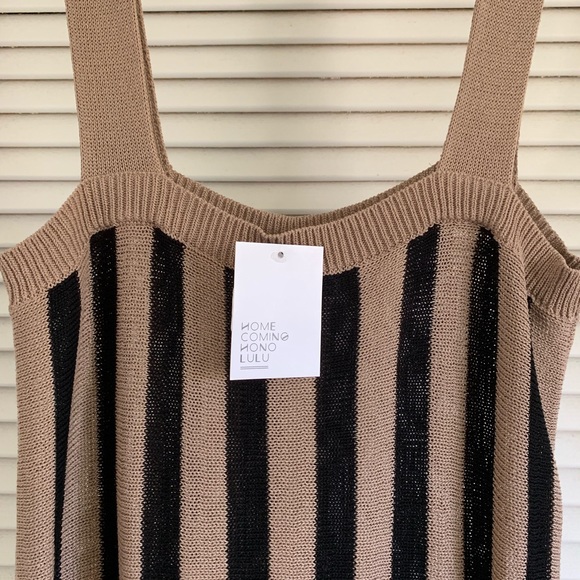 NWT Stripe crop top - Picture 2 of 2